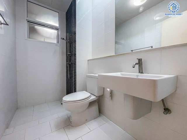 *****ทาวน์เฮ้าส์มือสองย่านนนทบุรี ม.ซิตี้เซนส์ รัตนาธิเบศร์-เลี่ยงเมืองนนท์ เนื้อที่ 20 ตร.ว. ฟังก์ชัน 3 ห้องนอน 2 ห้องน้ำ 2 ที่จอดรถ สภาพเยี่ยมสุด บนทำเลเดินทางสะดวก เพียง 10 นาทีถึงรถไฟฟ้าสายสีม่วง "สถานี แยกนนทบุรี 1"  จองเลย!